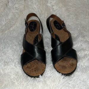 b.o.c. Women's Black Wedge‎ Sandals - Size 10